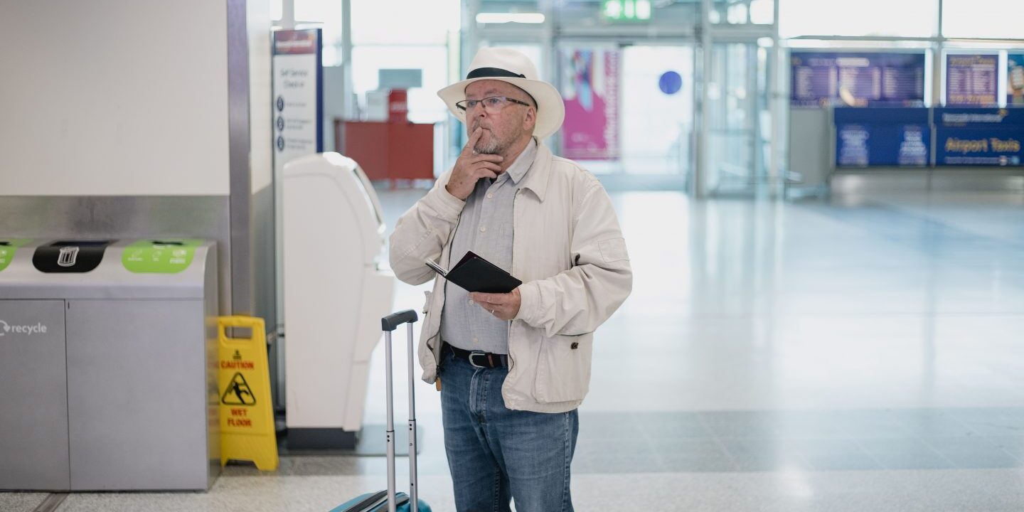 What Credit Cards Can Get Me Into the United Polaris Lounge?